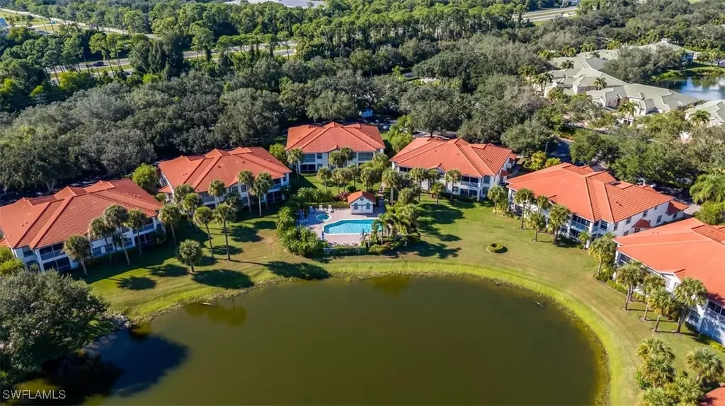515 Laguna Royale Boulevard Naples FL 34119