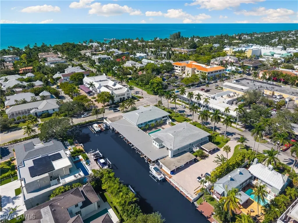 310 14th Avenue S Naples FL 34102