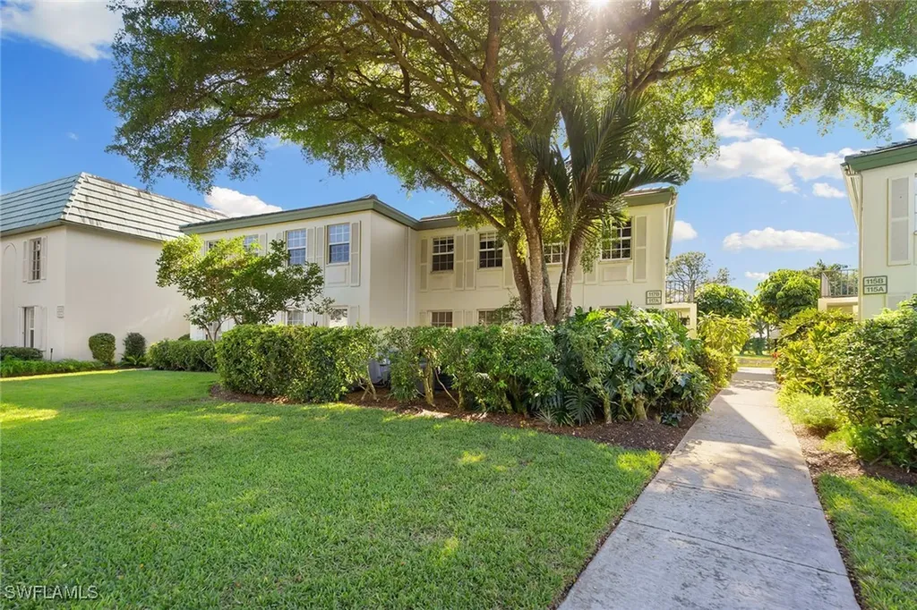 117 Bob O Link Way Naples FL 34105