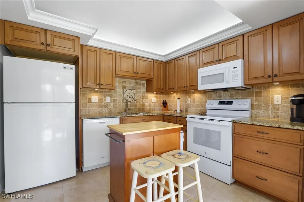 117 Bob O Link Way Naples FL 34105