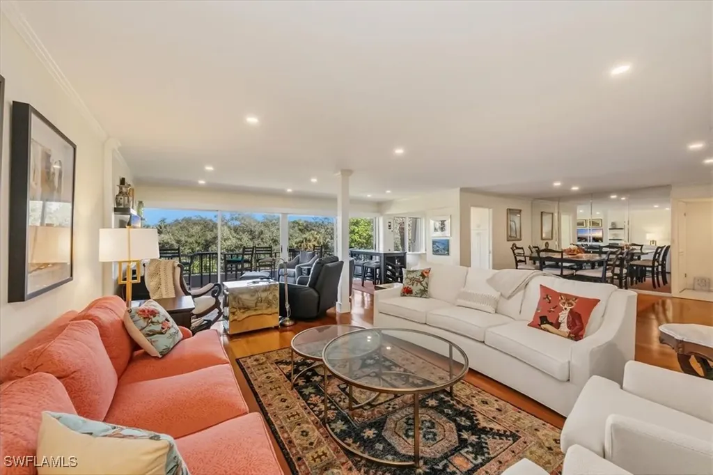 102 Tall Pine Lane Naples FL 34105