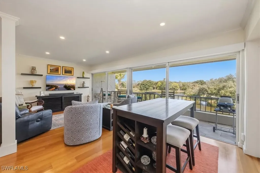 102 Tall Pine Lane Naples FL 34105