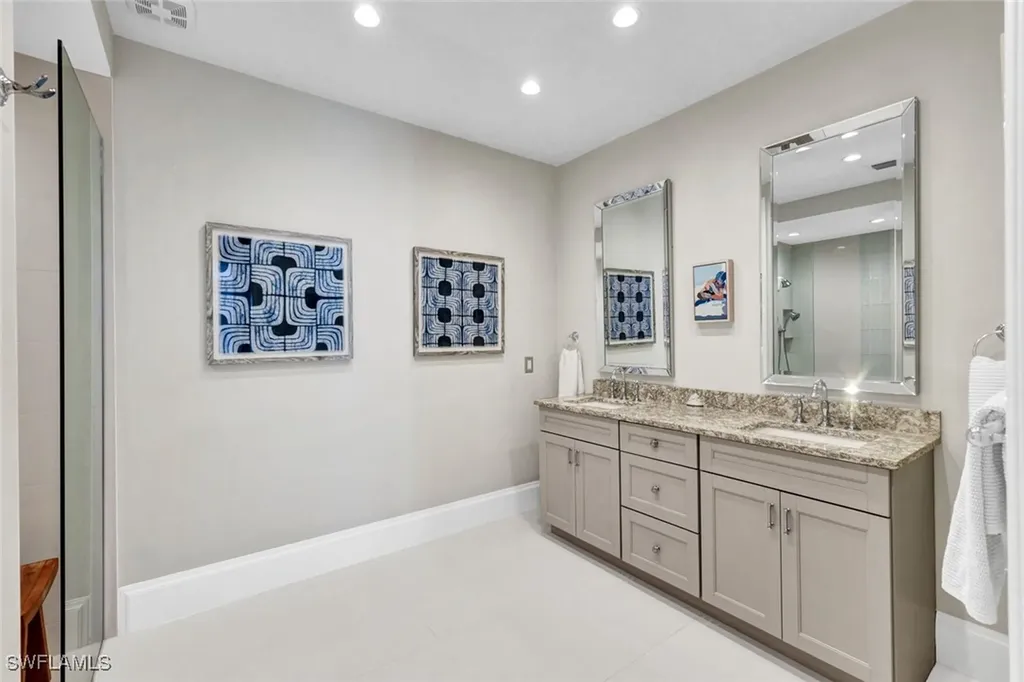 27571 Riverbank Drive Bonita Springs FL 34134