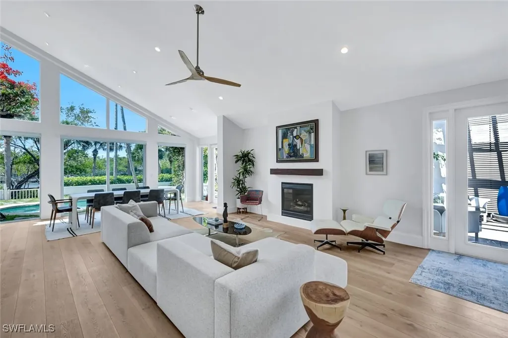 27571 Riverbank Drive Bonita Springs FL 34134