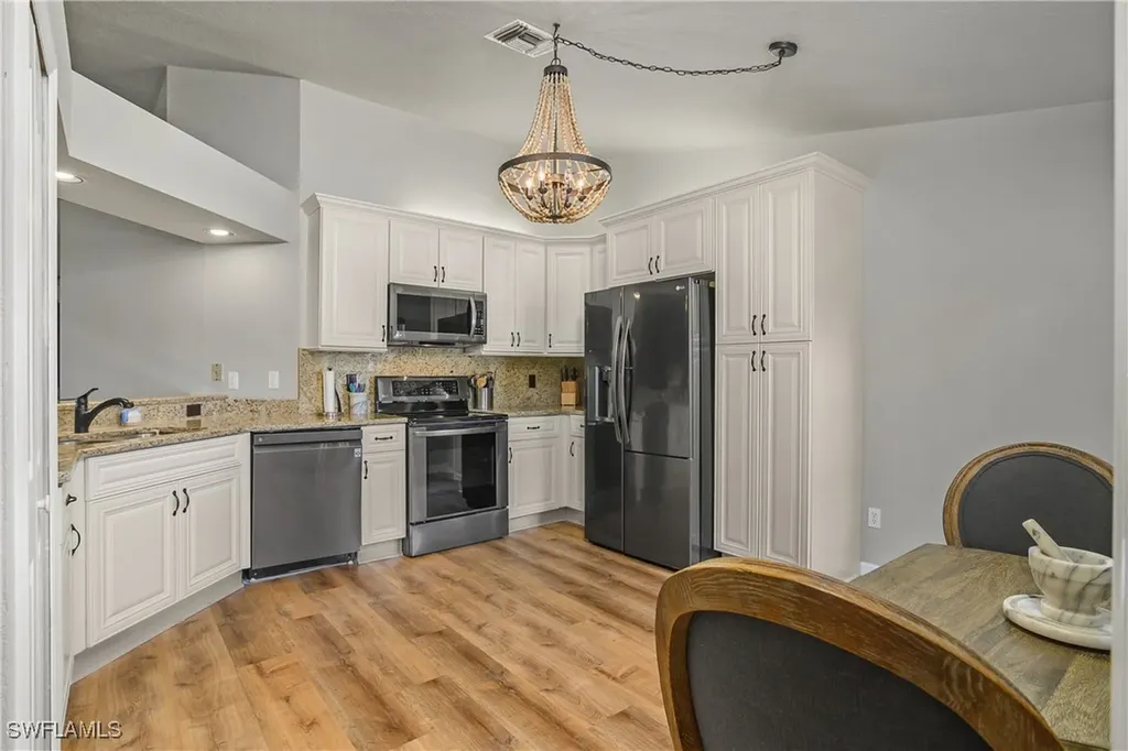 13061 Hamilton Harbour Drive Naples FL 34110