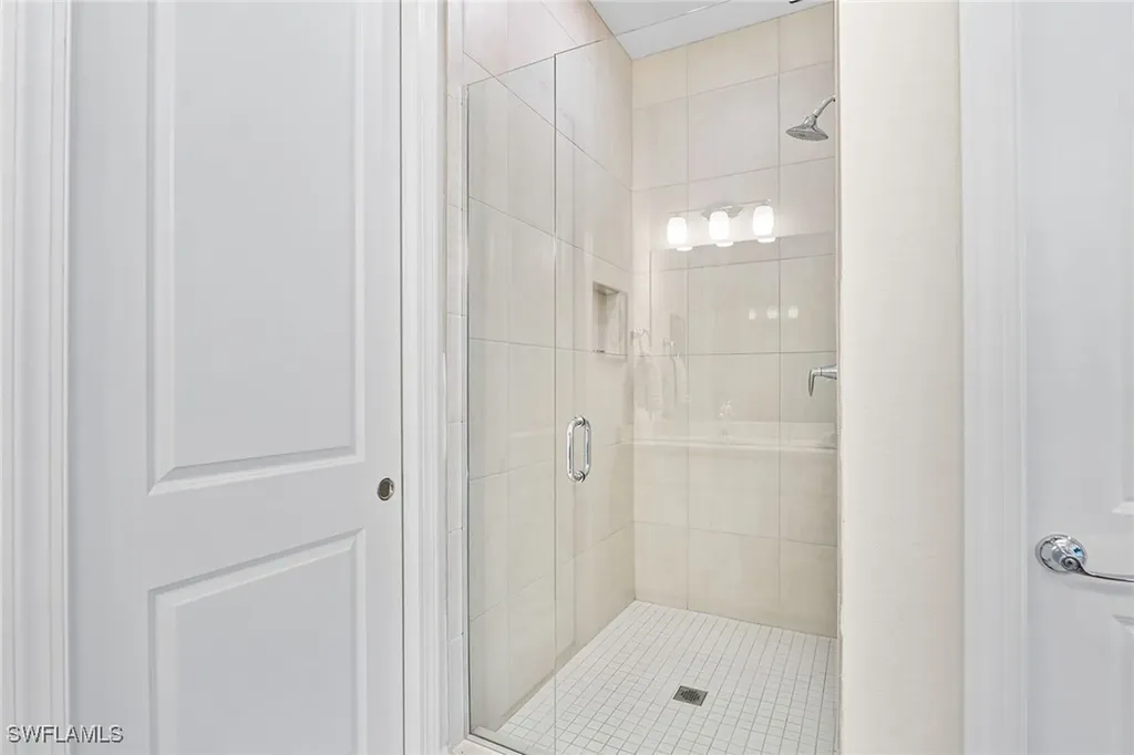 238 Indies Drive E Naples FL 34114
