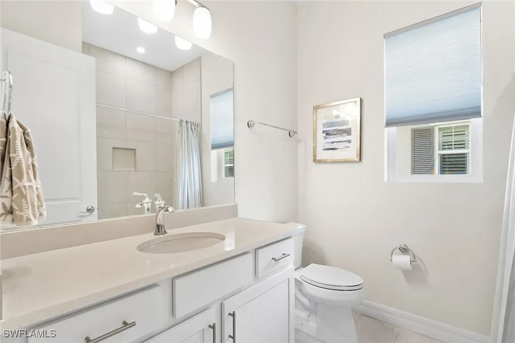 238 Indies Drive E Naples FL 34114