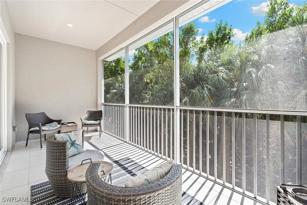 238 Indies Drive E Naples FL 34114