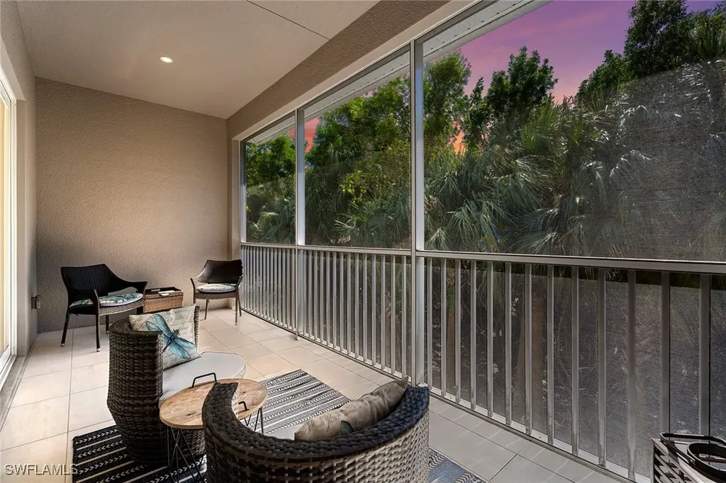 238 Indies Drive E Naples FL 34114