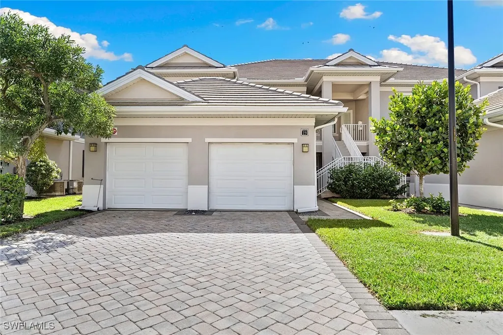 238 Indies Drive E Naples FL 34114