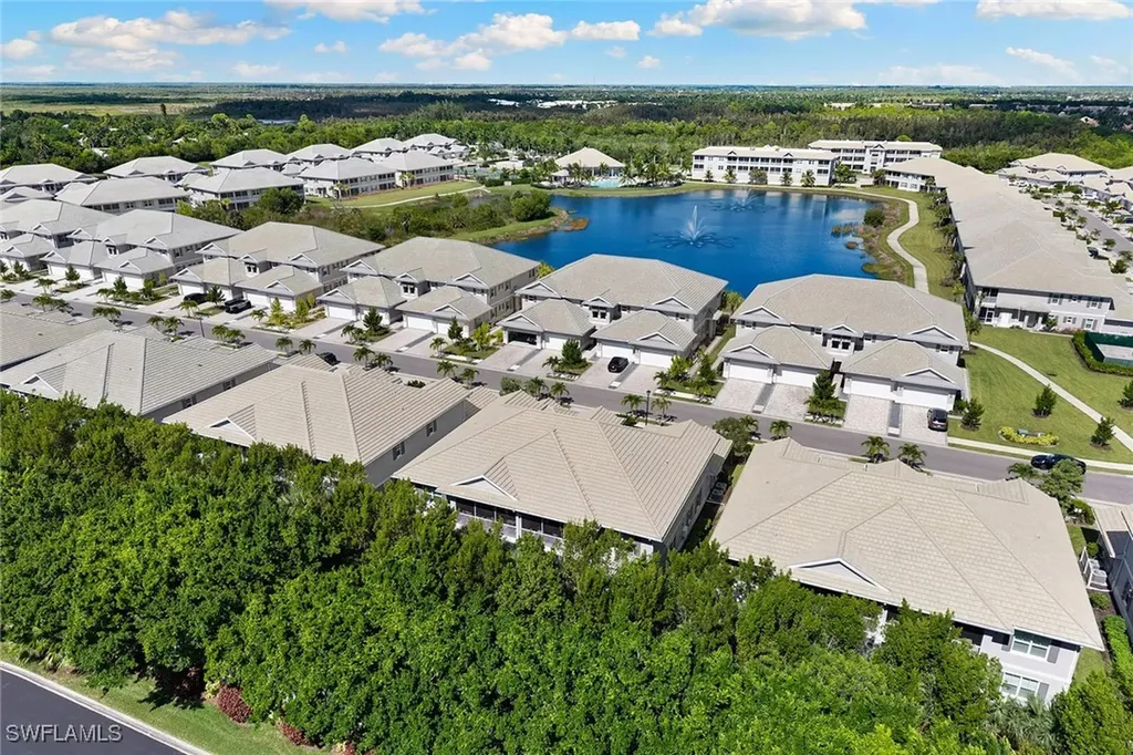 238 Indies Drive E Naples FL 34114