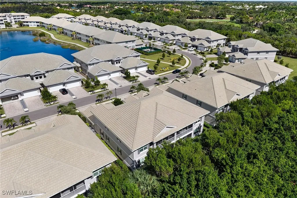 238 Indies Drive E Naples FL 34114