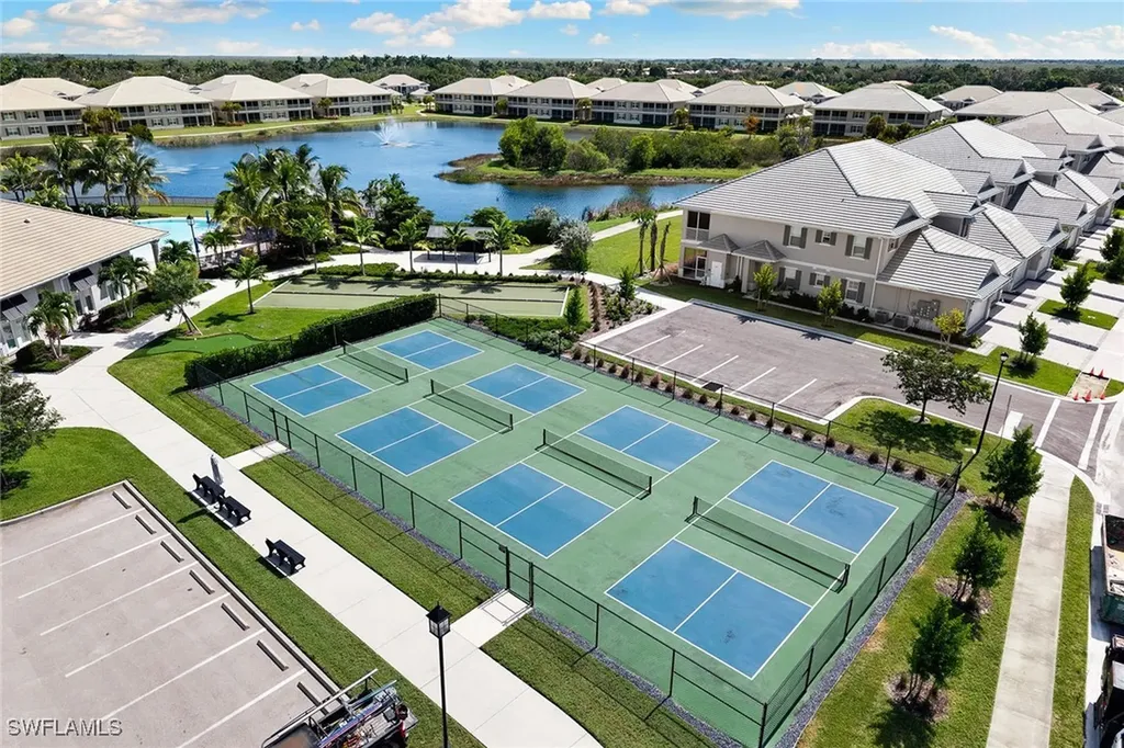 238 Indies Drive E Naples FL 34114