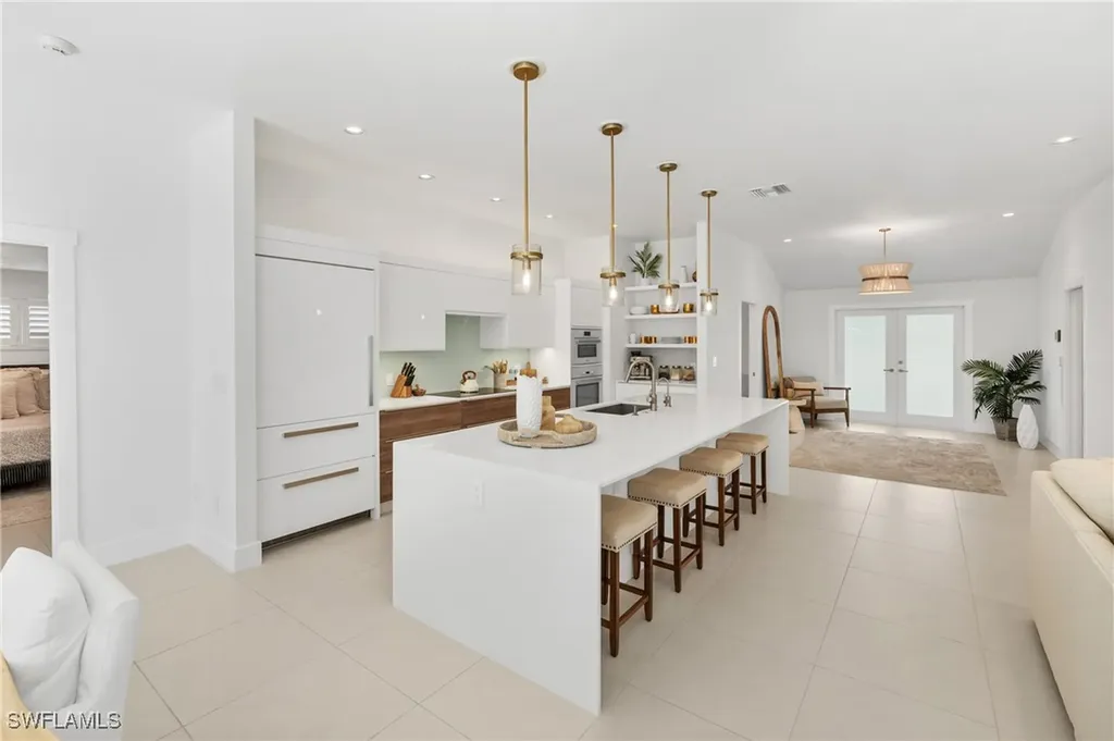 516 Neapolitan Lane Naples FL 34103