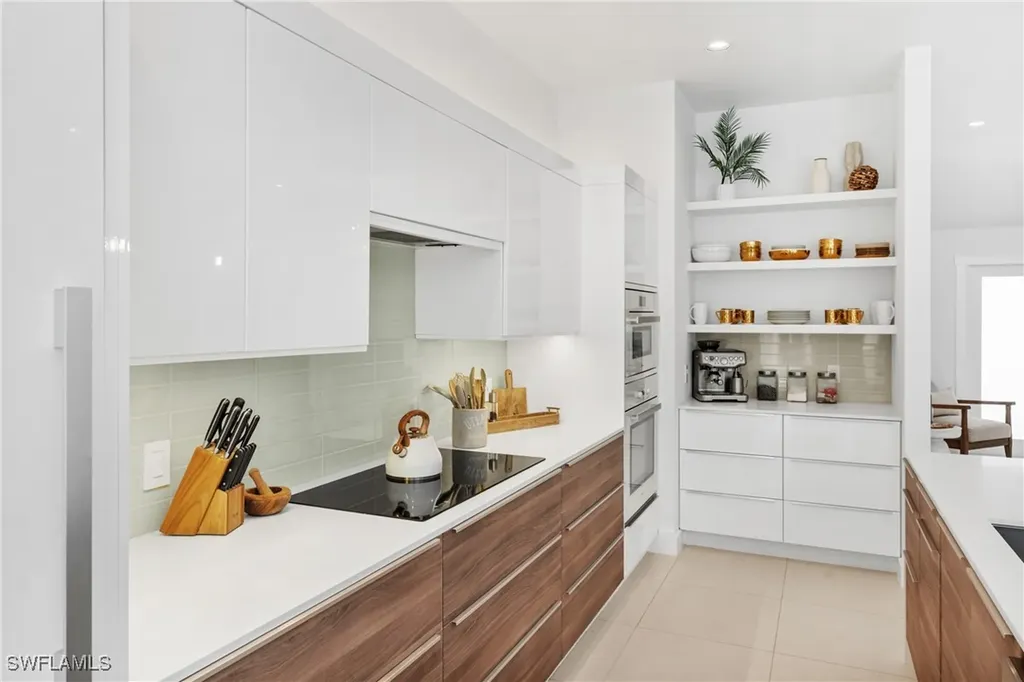 516 Neapolitan Lane Naples FL 34103