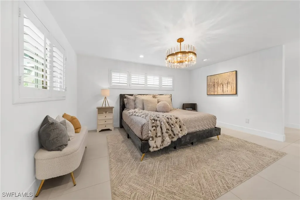 516 Neapolitan Lane Naples FL 34103