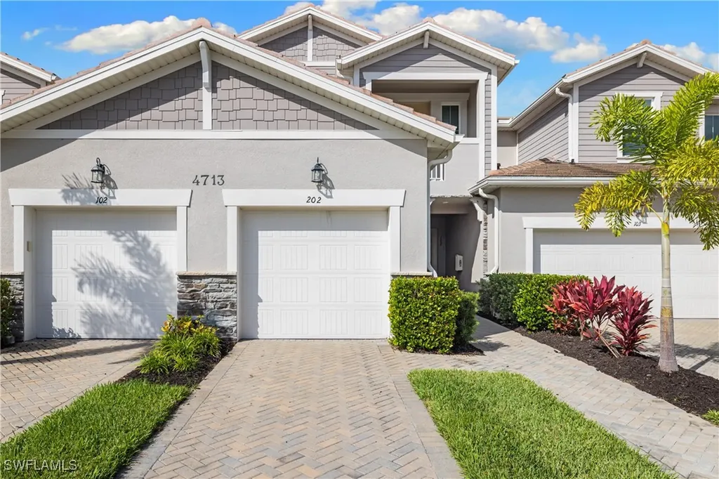4713 Arboretum Circle Naples FL 34112