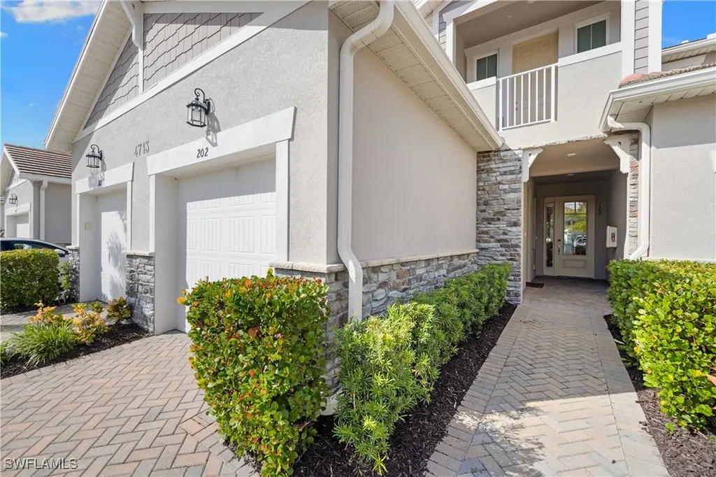 4713 Arboretum Circle Naples FL 34112