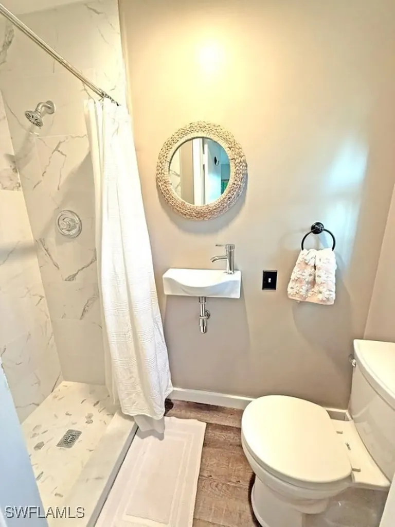 2818 SE 17th Place Cape Coral FL 33904