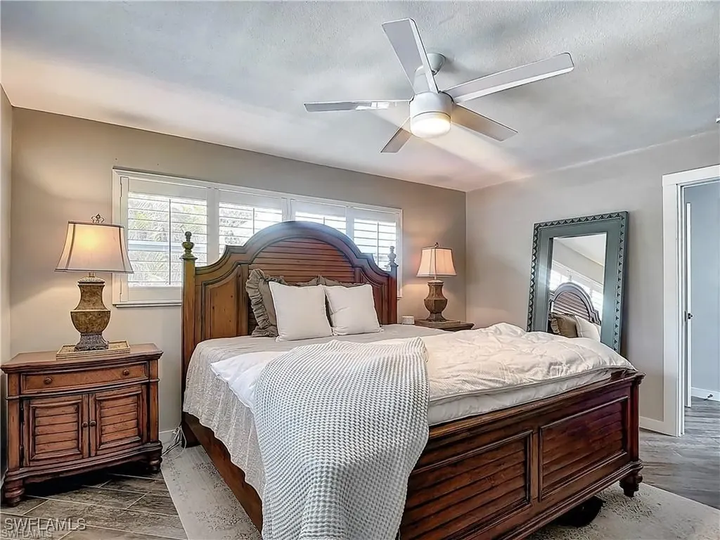 2818 SE 17th Place Cape Coral FL 33904