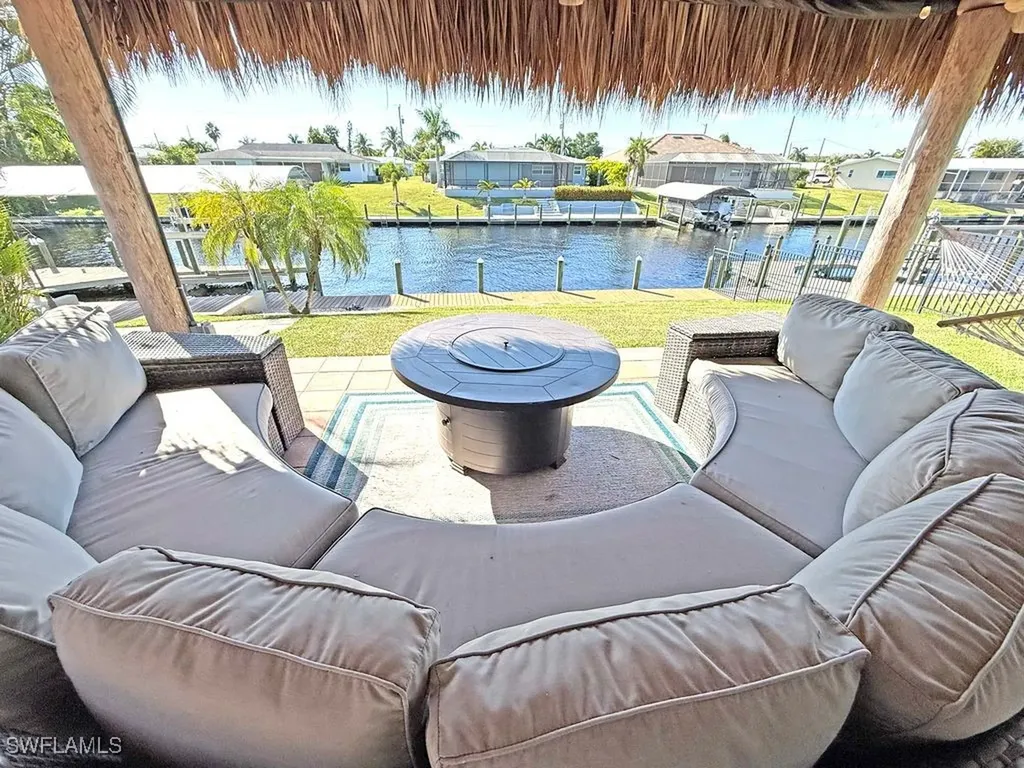 2818 SE 17th Place Cape Coral FL 33904