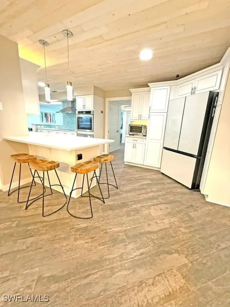 2818 SE 17th Place Cape Coral FL 33904