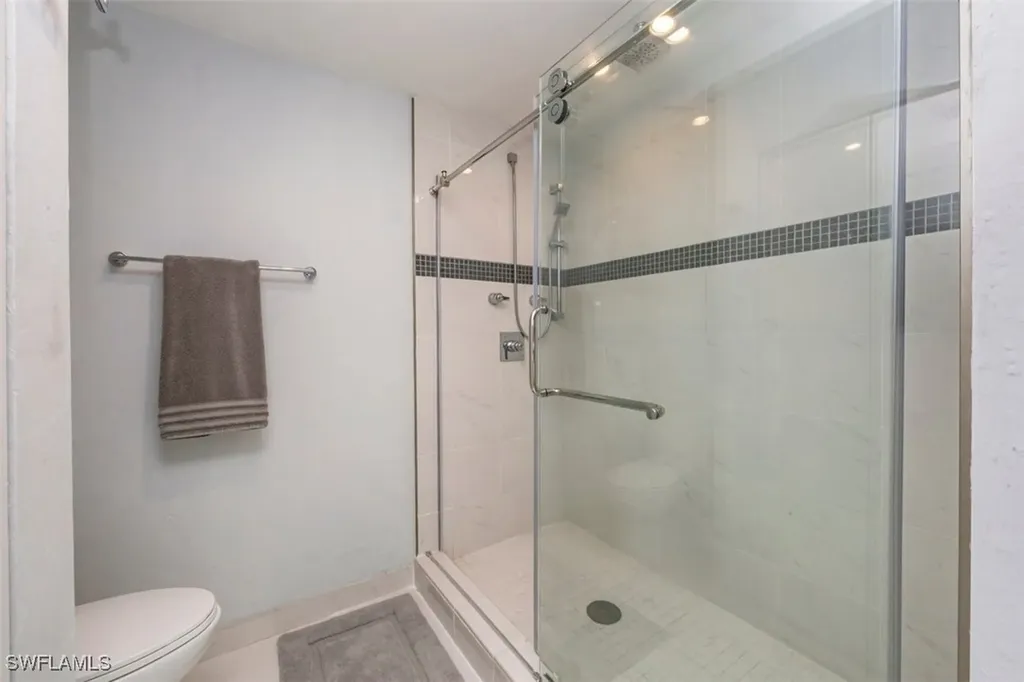 550 Cormorant Cove Naples FL 34113