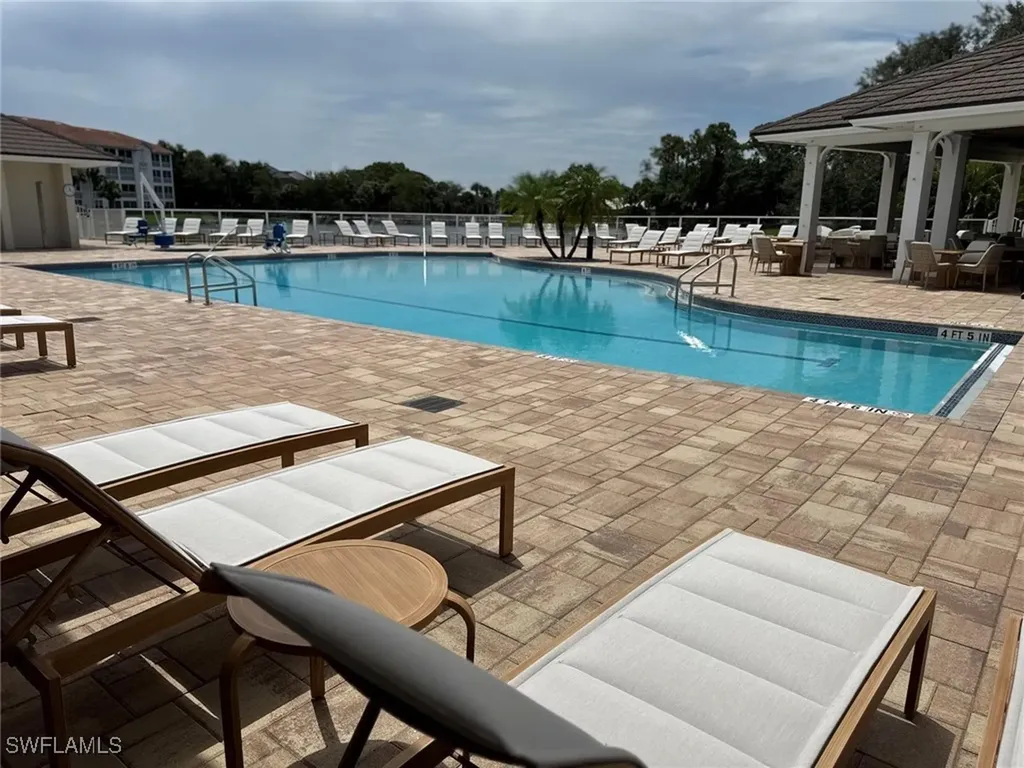550 Cormorant Cove Naples FL 34113