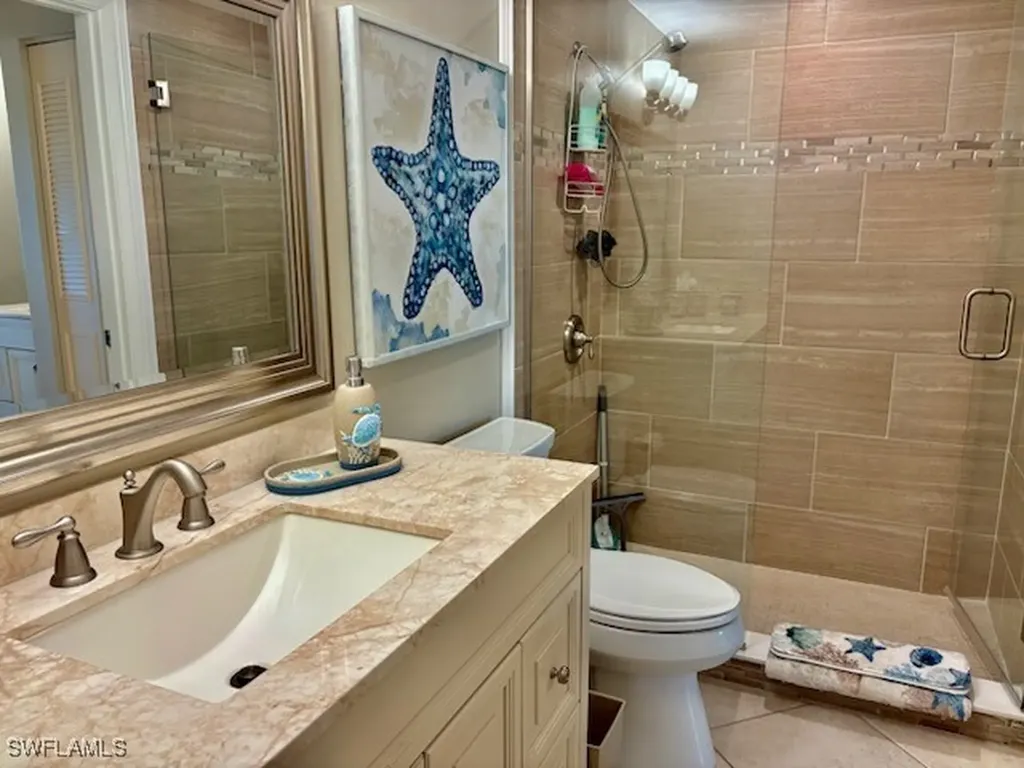 60 Pelican Street W Naples FL 34113