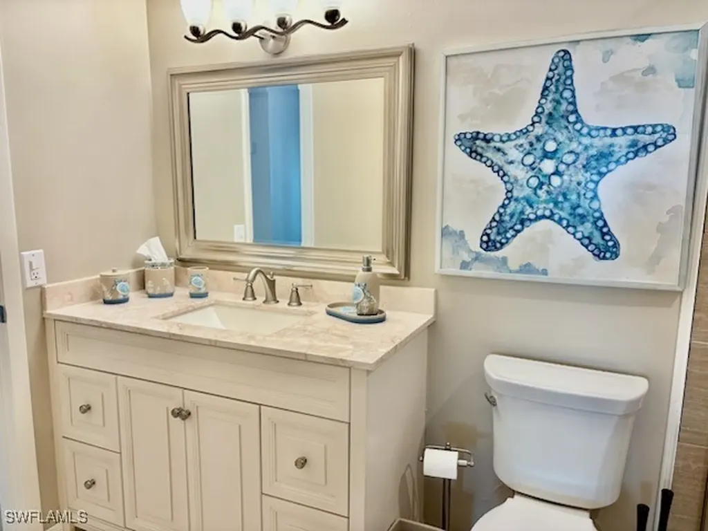 60 Pelican Street W Naples FL 34113