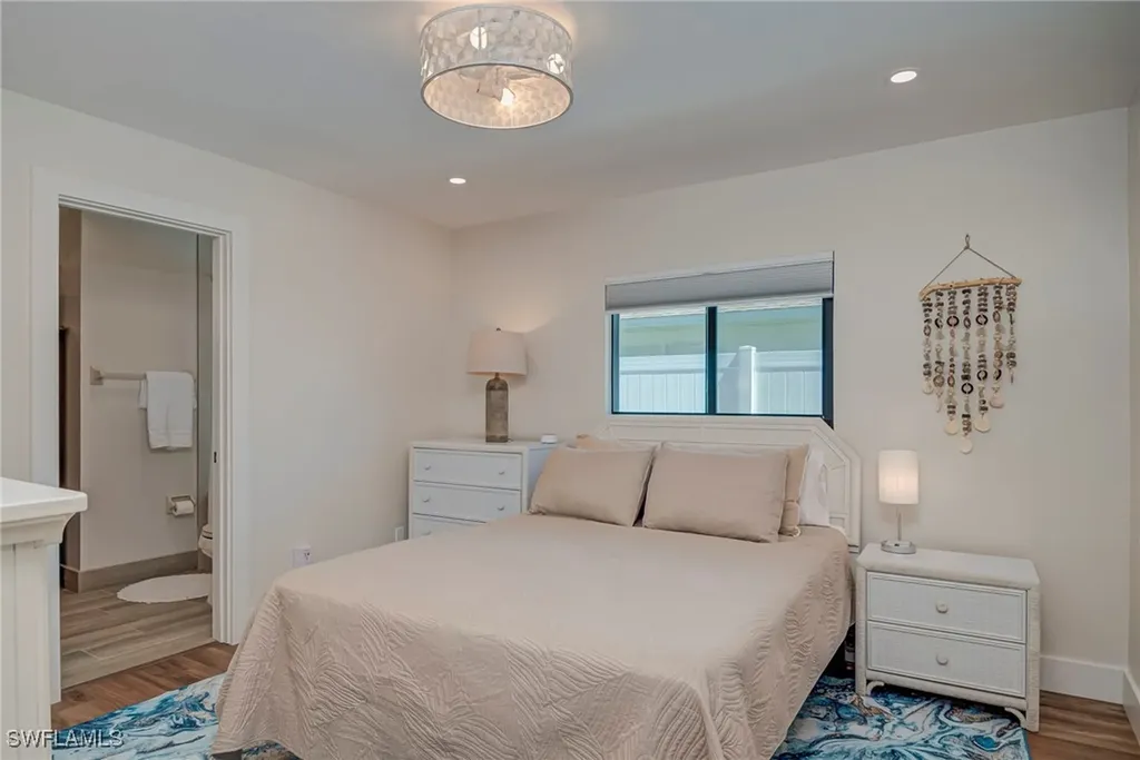 577 98th Avenue N Naples FL 34108