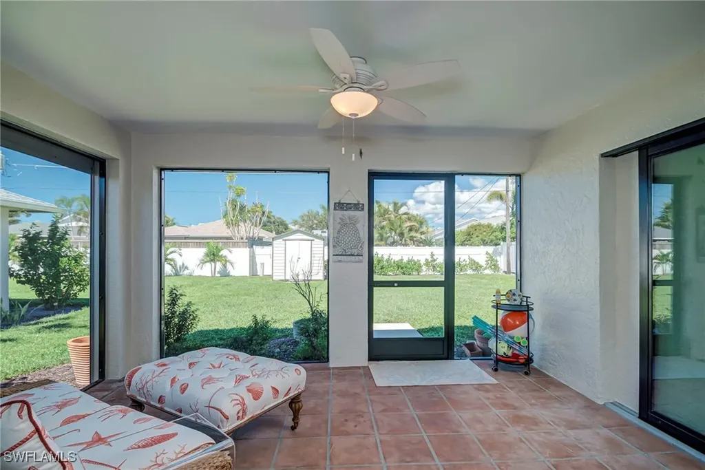 577 98th Avenue N Naples FL 34108