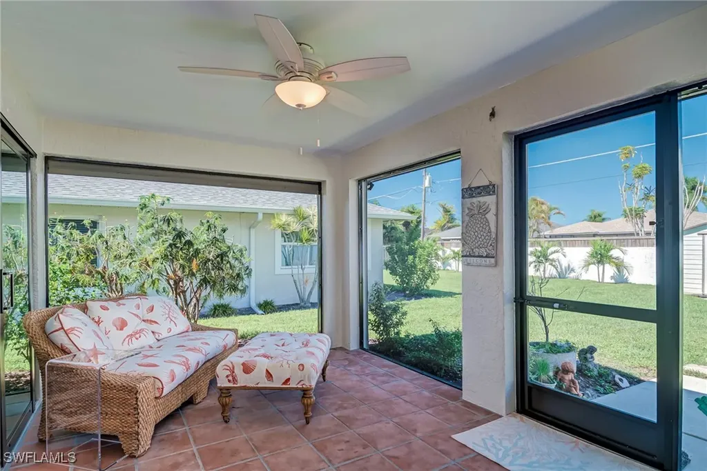 577 98th Avenue N Naples FL 34108