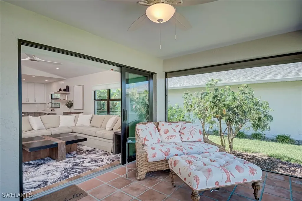 577 98th Avenue N Naples FL 34108