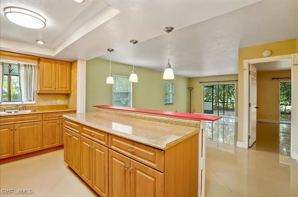 4300 Gulfstream Drive Naples FL 34112