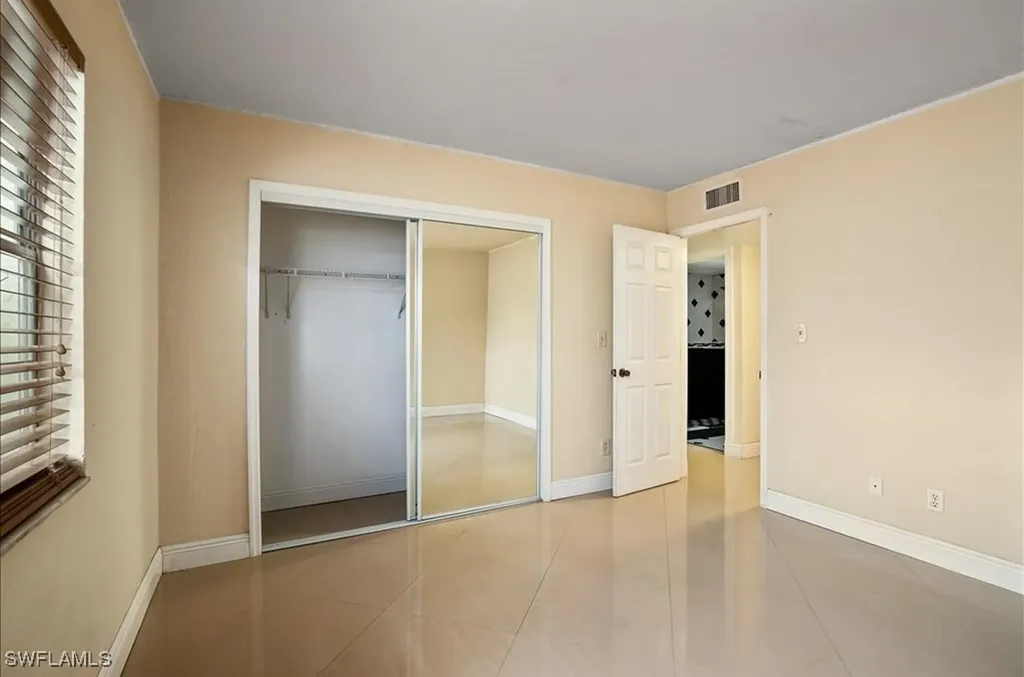 4300 Gulfstream Drive Naples FL 34112
