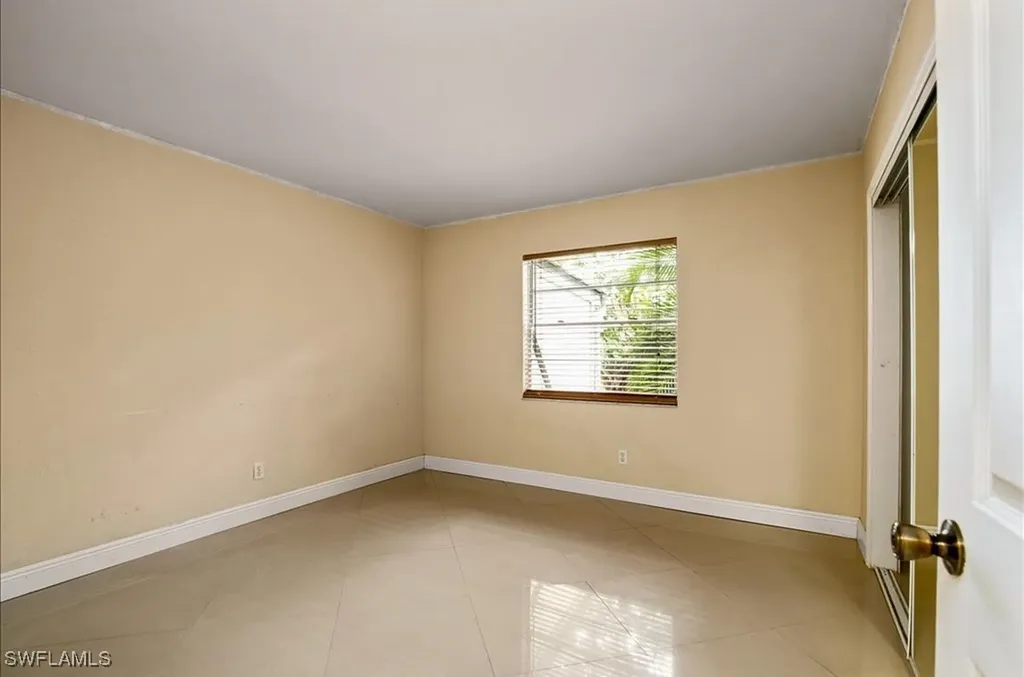 4300 Gulfstream Drive Naples FL 34112