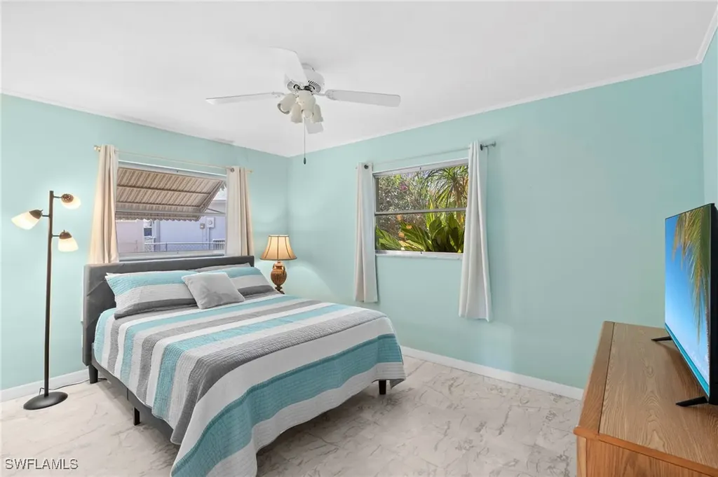 4902 Seville Court Cape Coral FL 33904
