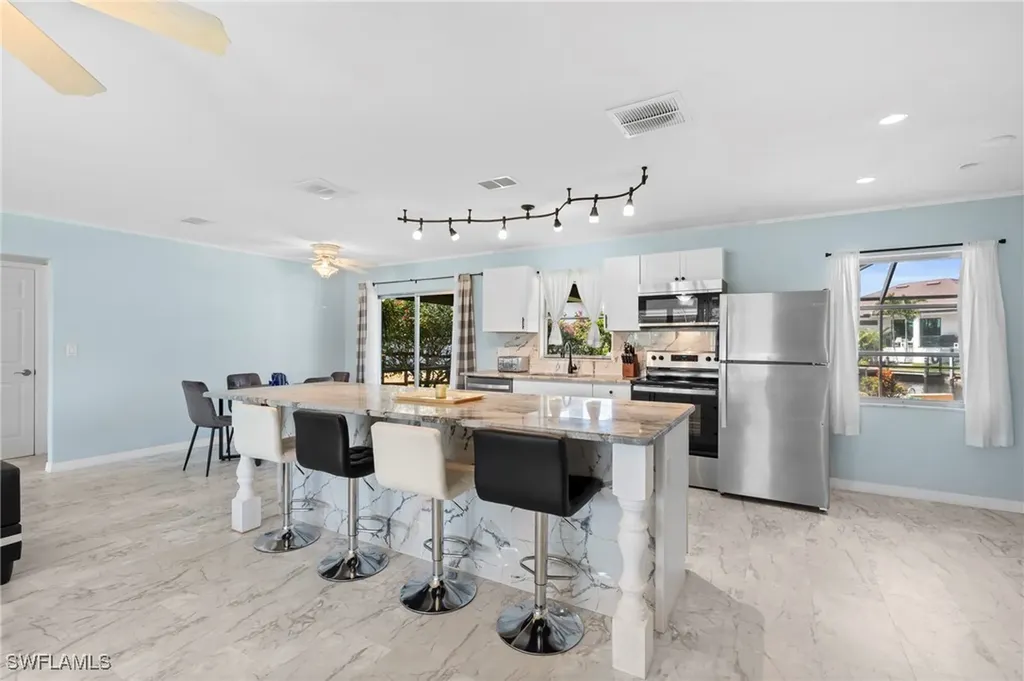 4902 Seville Court Cape Coral FL 33904
