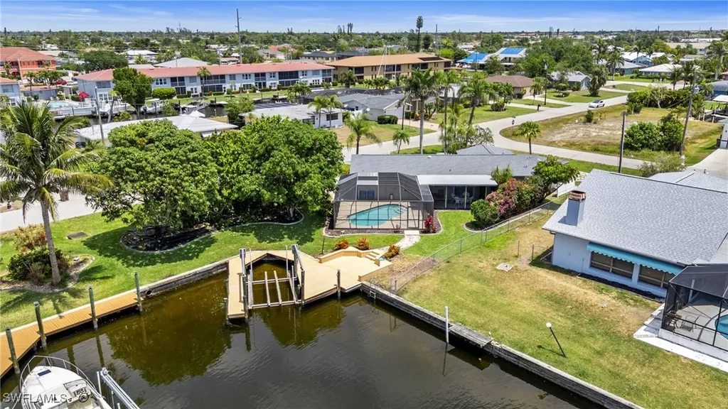 4902 Seville Court Cape Coral FL 33904