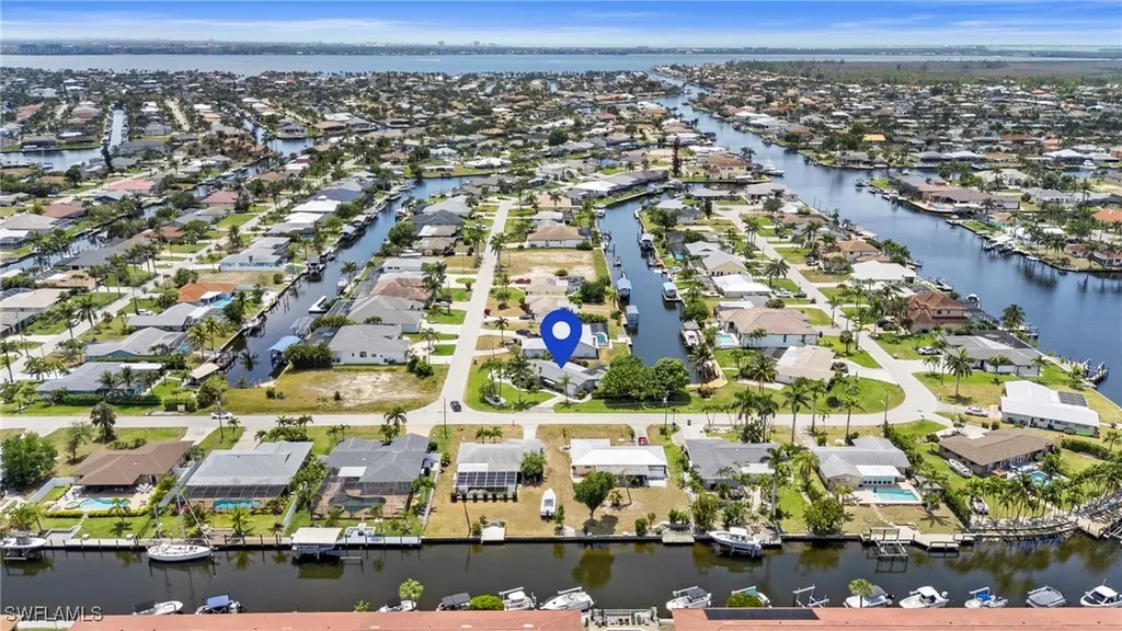 4902 Seville Court Cape Coral FL 33904