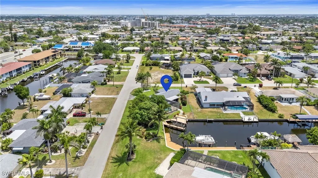 4902 Seville Court Cape Coral FL 33904