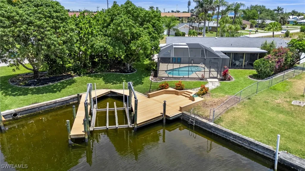 4902 Seville Court Cape Coral FL 33904