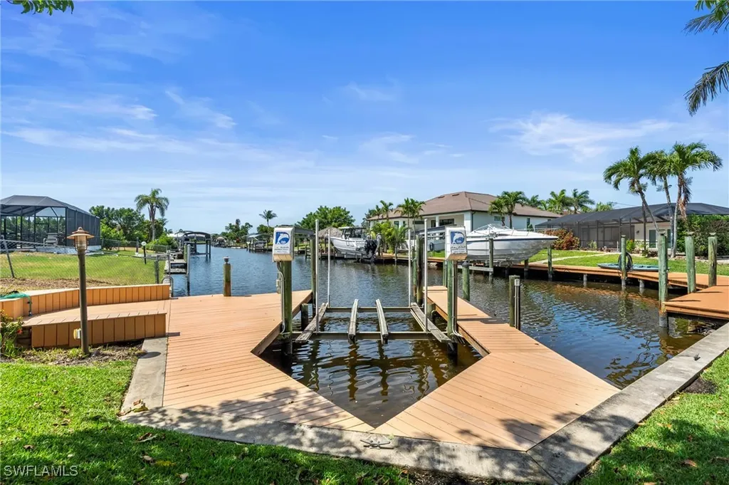 4902 Seville Court Cape Coral FL 33904