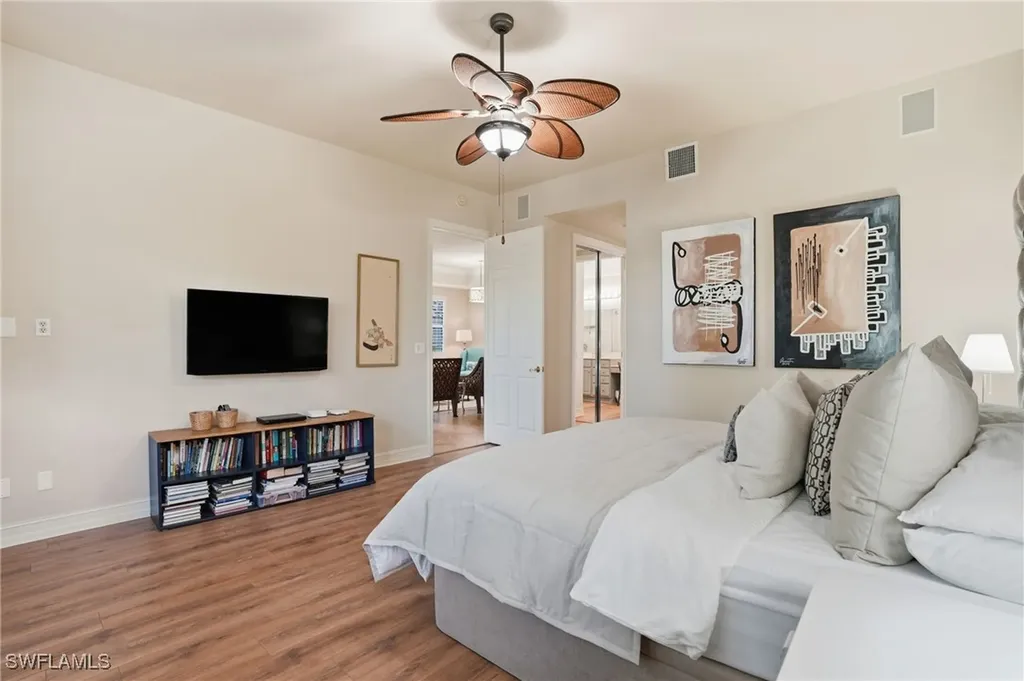 4964 Westchester Court Naples FL 34105