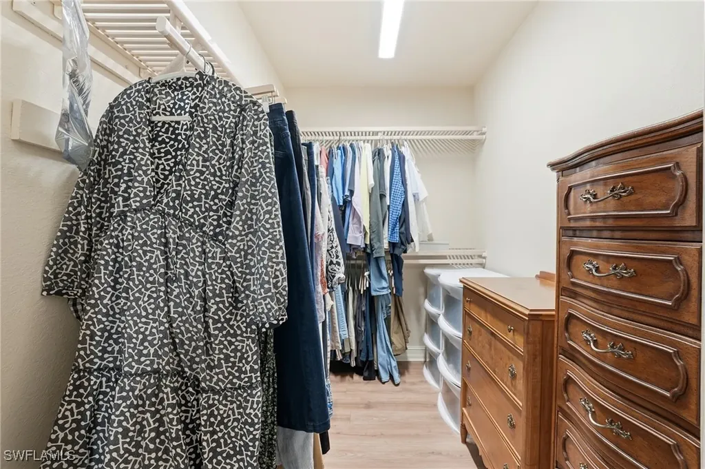 4964 Westchester Court Naples FL 34105