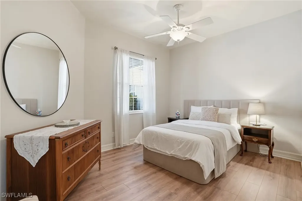 4964 Westchester Court Naples FL 34105