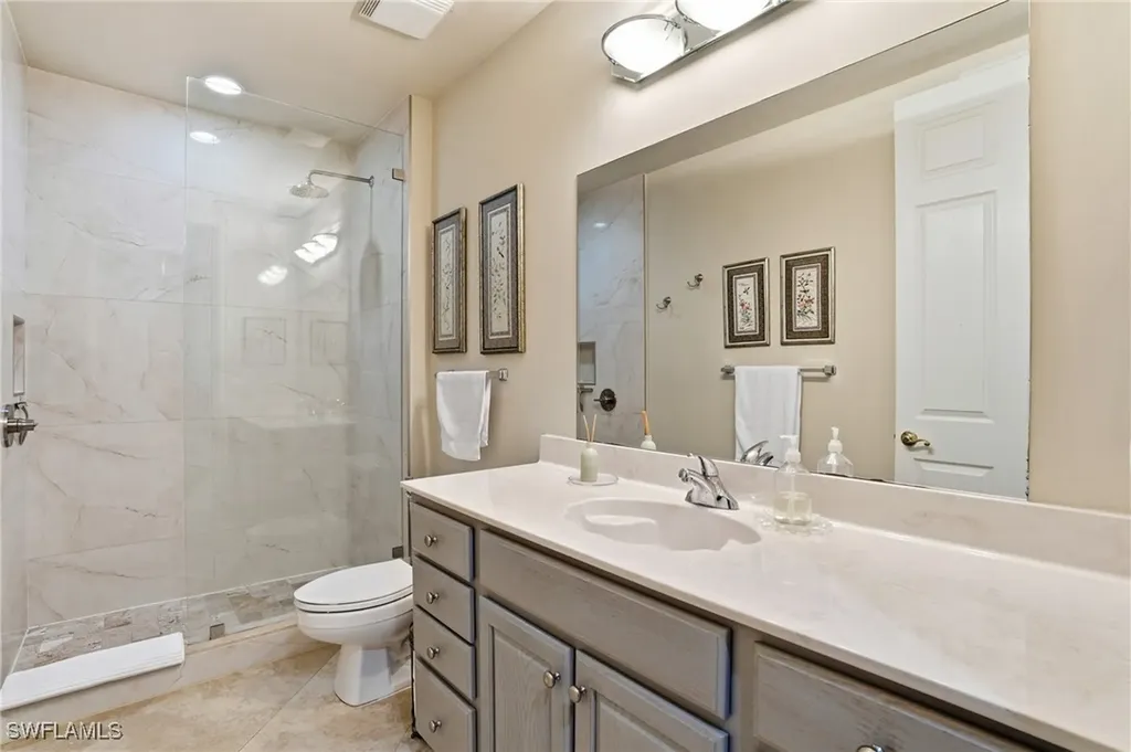 4964 Westchester Court Naples FL 34105
