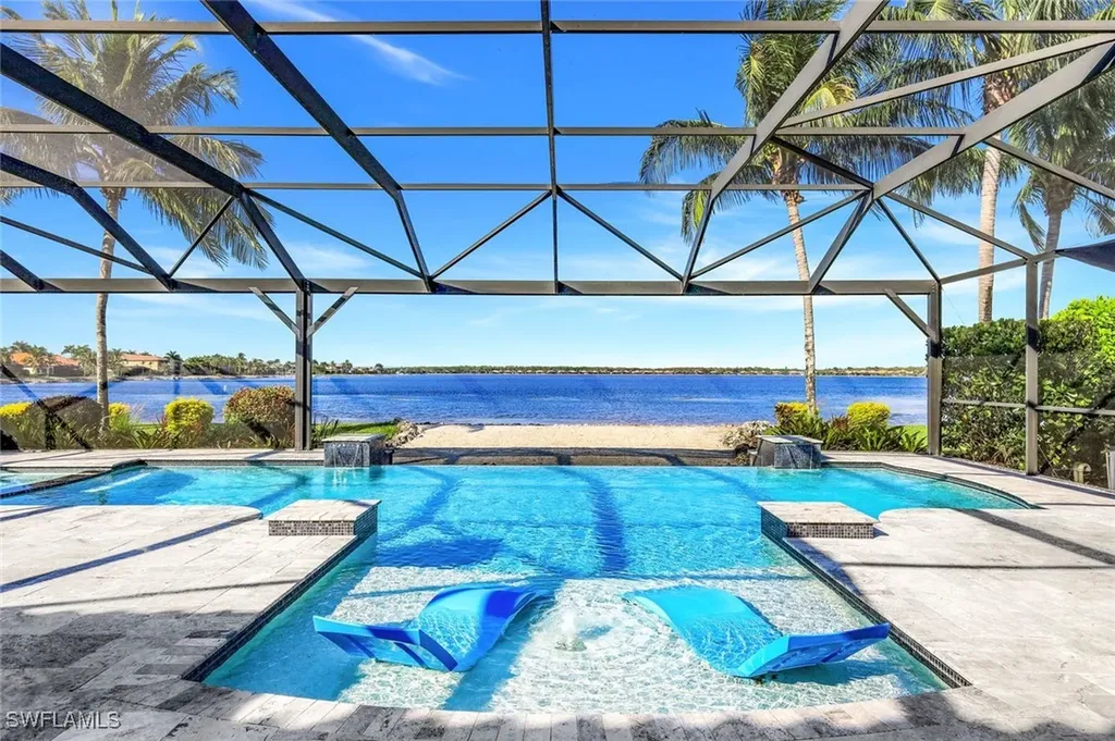 Naples FL, 9075 Breakwater Drive