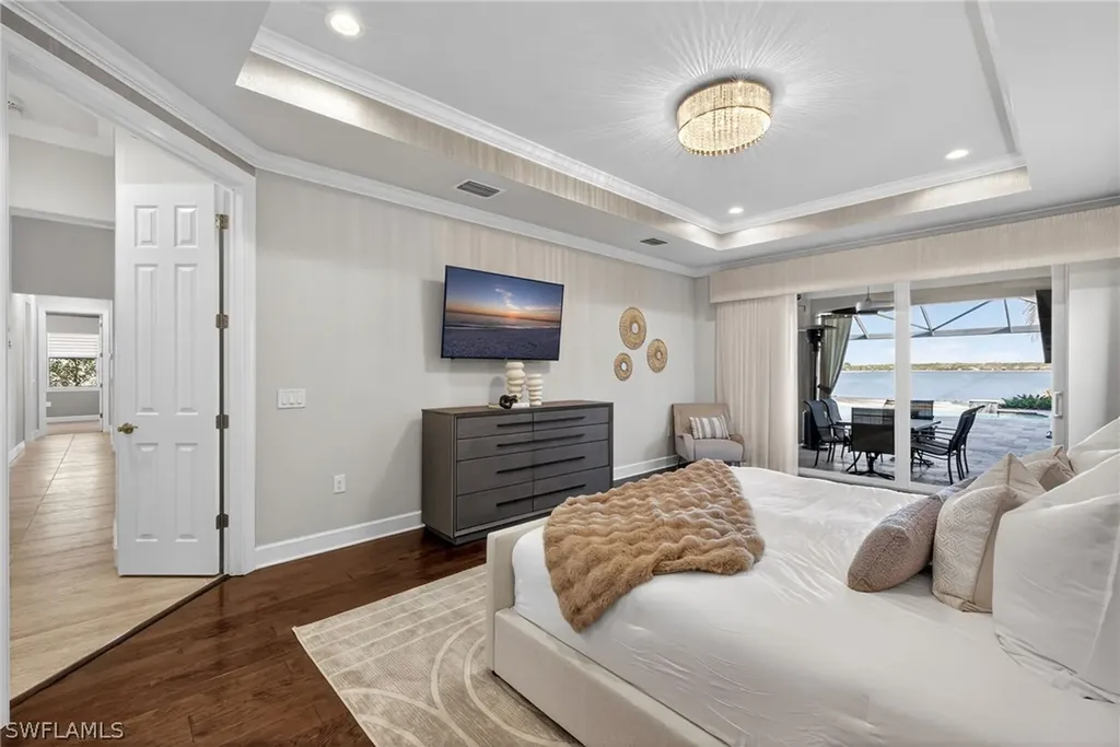 9075 Breakwater Drive Naples FL 34120